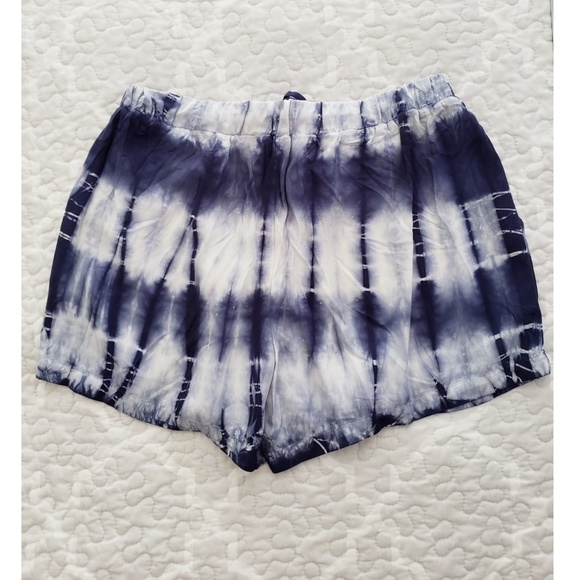 NEW Splendid Karpaz tie dye rayon drawstring side pocket shorts - Picture 5 of 9